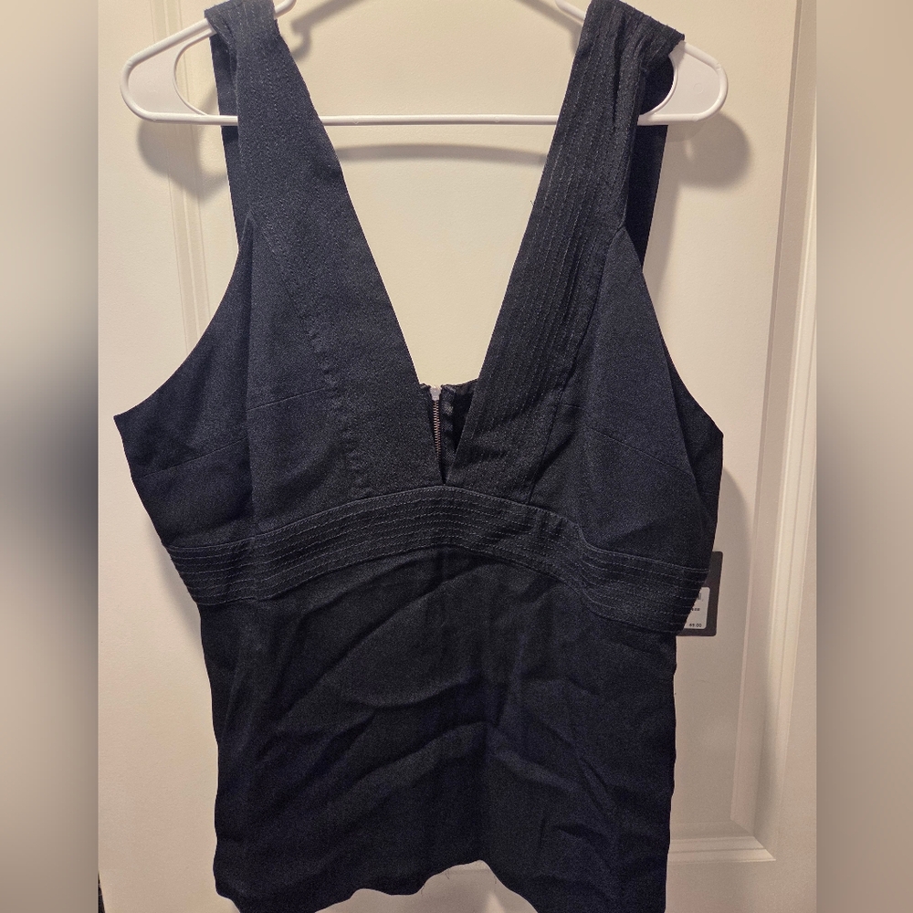 Nordstrom Black V-Neck Sleeveless Tank Trouve Zip Back XL NWT